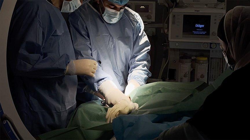 DSÖ: Gazze'de tedavi için tahliye edilmesi gereken 8 bin hasta var