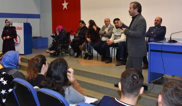 Doktor adaylarına işaret dili eğitimi