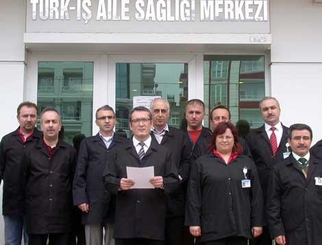 Aile hekimlerinden yönetmeliklere siyah önlüklü tepki