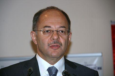 Akdağ: Sağlık serbest bölgeleri oluşturacağız