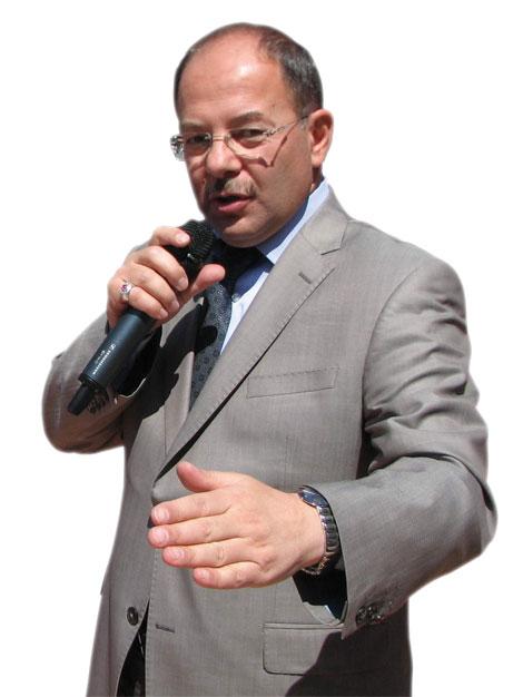 Akdağ: Sağlık meslekleriyle ilgili yasa tasarısı hazırlıyoruz