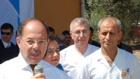 Sağlık Bakanı yönetmelikte düzeltme için muayenehane hekimleriyle görüşüyor