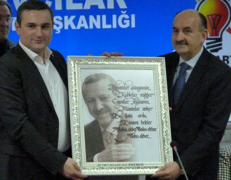  Sağlık Bakanı Müezzinoğlu, Avcılar'da