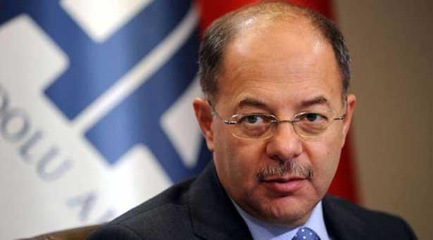 Bakan Akdağ: Mecburi hizmetini yapmadan usulsüz çalışan hekime müsamaha göstermeyeceğiz