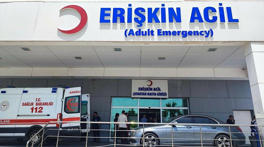 19 sağlık personeli, gıda zehirlenmesi şüphesiyle acil servise başvurdu