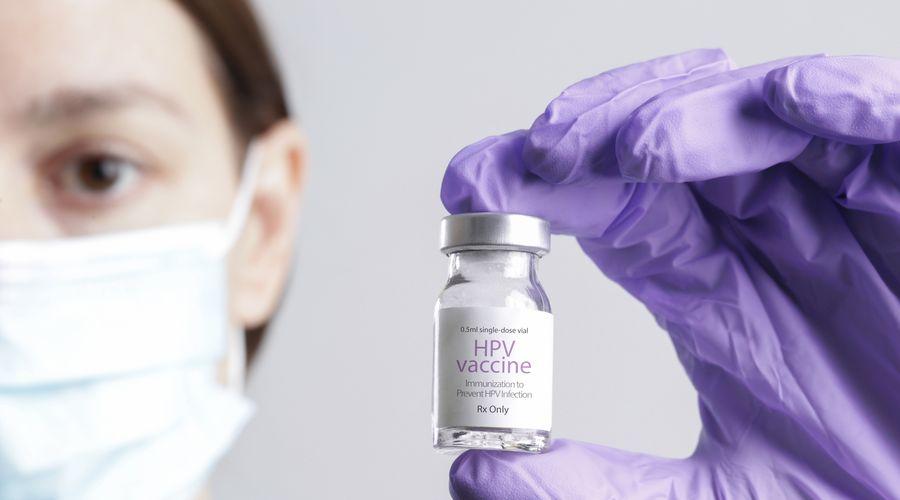 Rahim ağzı kanserine karşı 9'lu HPV aşısı ile koruma