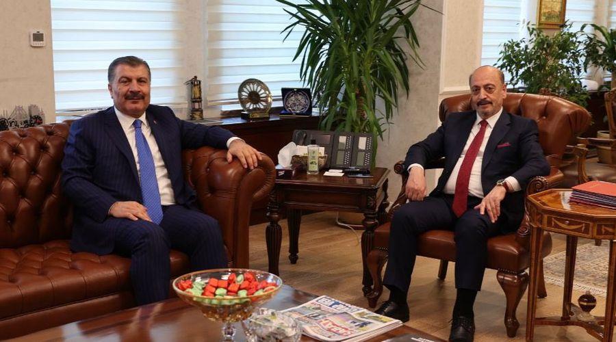 Sağlık Bakanı Koca'dan Çalışma Bakanı Bilgin'e ziyaret! 'Ortak gündem' görüşüldü