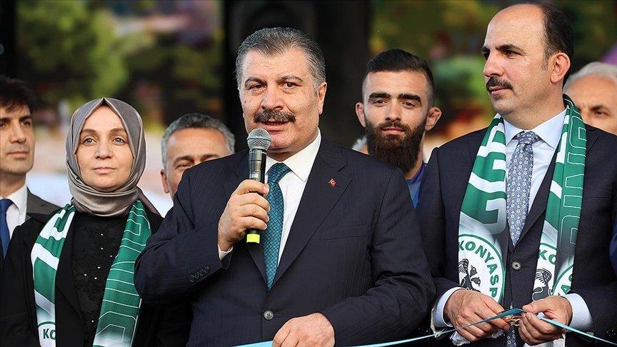 Bakan Koca'dan hekimlerin özlük haklarına ilişkin açıklama: Motive olabilecekleri bir değişiklik olacak
