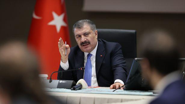 Sağlık Bakanı: Hekimlerimizle ilgili çalışmalarımız devam ediyor, çözeceğiz!