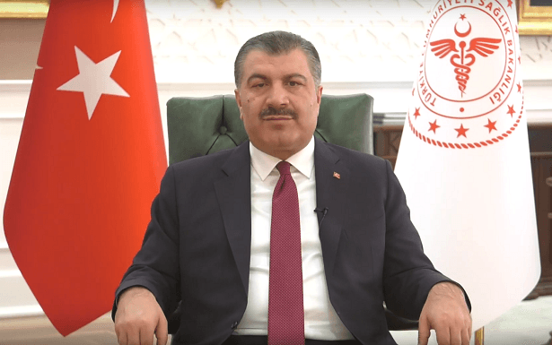 Sağlık Bakanı: 'Hemşireler ve ebeler, sağlık çalışanları içinde isimsiz kahramanlardır'