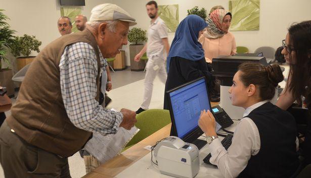 Bursa Şehir Hastanesi ilk güne iki bin 500 randevu ile başladı