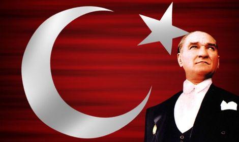 Plastik Cerrah Gözüyle: Cumhuriyet Bana Ne Söyler?