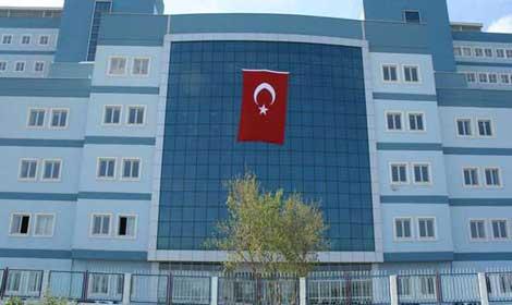 Ege ve Dokuz Eylül Üniversiteleri'nde 'Tam Gün' Sıkıntısı