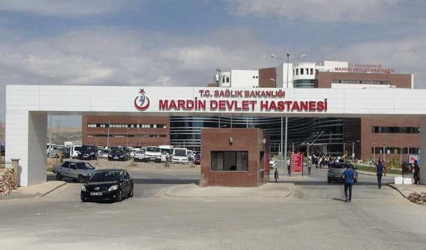 Kendine iğne yapan hemşire öldü