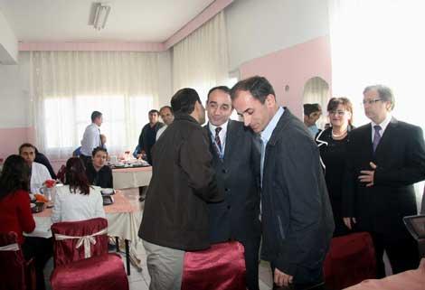 Başhekim gözyaşlarıyla uğurlandı...