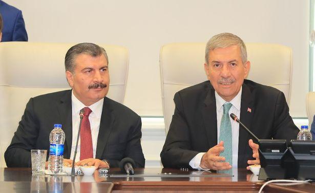 Sağlık Bakanı Dr. Fahrettin Koca görevi devraldı 