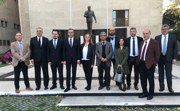 Mahkeme başkanından sağlıkta şiddete tepki: Doktorlar siz iyi olasınız diye orada, bıçaklanmak için değil