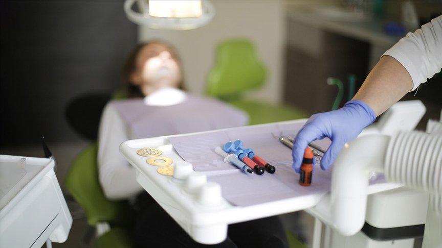 Sağlık Bakanlığından 'Ağız ve diş muayeneleri düzenli aralıklarla yapılmalı' uyarısı
