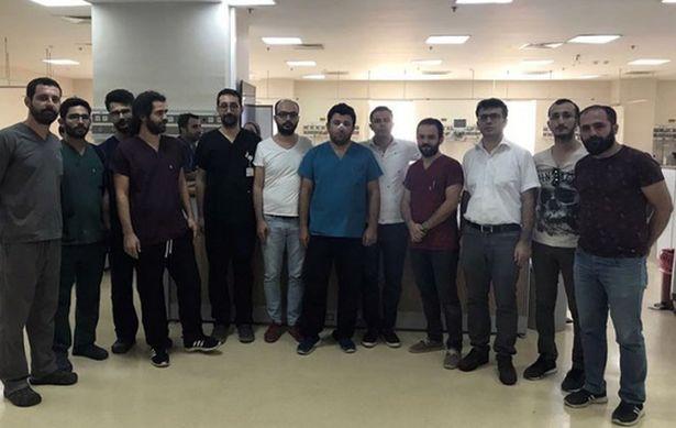Diyarbakır'da şiddete maruz kalan doktor isyan etti: ' Vatandaşlarımız sağduyulu olmalı. 24 saat esaslı çalışıyoruz.'