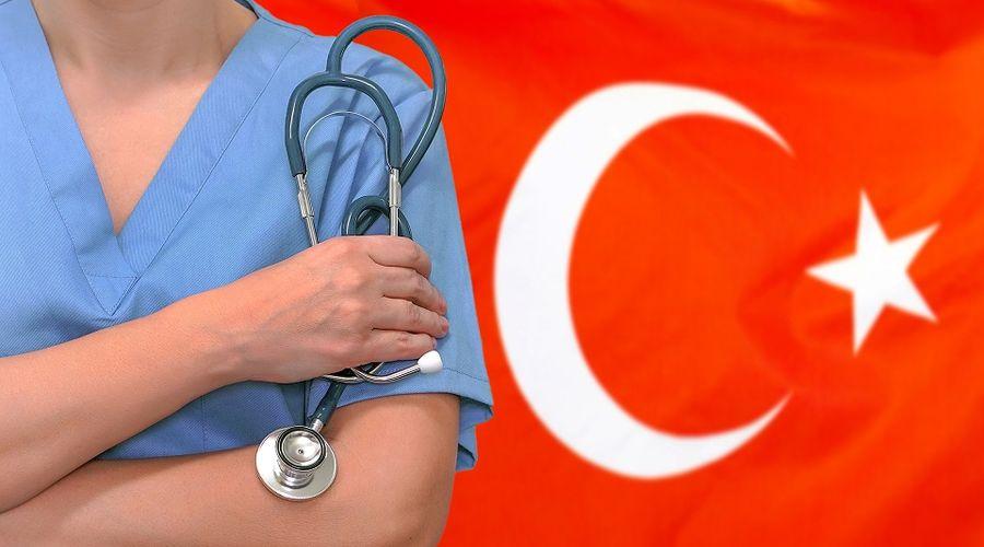 Sağlık Bakanı: Türkiye, vatandaşı olmayan tek hekimi bile çalıştırmıyor