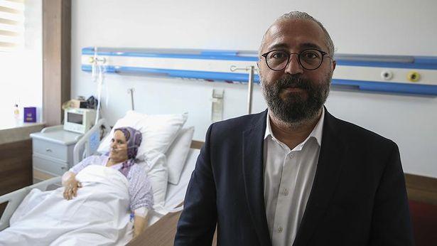 Ankara Tıp'ın '3 santimetrelik kesi ile kalp ameliyatları' Kanada'da konuşulacak