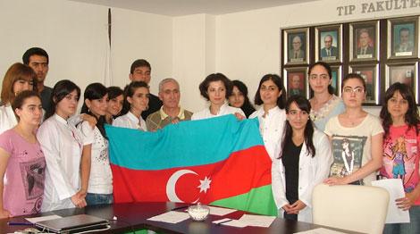 Azeri tıp öğrencileri Samsun'da staj gördü