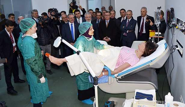 Tıp eğitiminde Türkiye'de bir ilk başlıyor