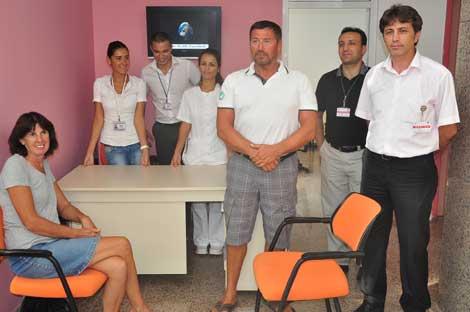 Burada 5 dil bilen doktorlar görev yapıyor