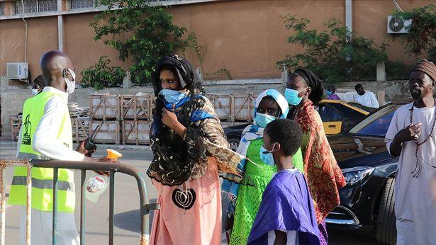 Güney Afrika'da endişe verici tablo: Günlük vaka sayıları hızla yükseliyor