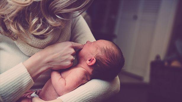 Türk bilim insanlarından yeni çalışma! Kök hücre nakli anne olmaya engel değil