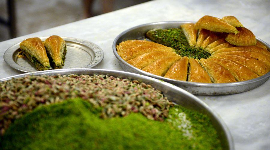 Doç. Dr. Akkuş: Diyabet hastaları bayramda ikramlıkları reddetmeyi bilmeli