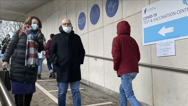 Omicron 'sürü bağışıklığı' umutlarını suya mı düşürdü?