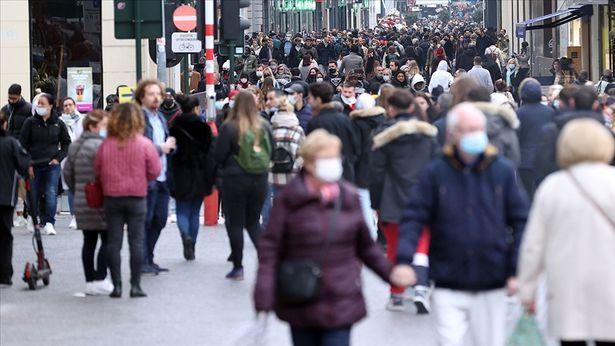 'Omikron varyantının bulaşıcılığı yüzde 500 daha fazla olabilir'