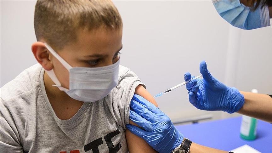 EMA, Pfizer-BioNTech aşısının 5-11 yaş için takviye başvurusunu değerlendiriyor