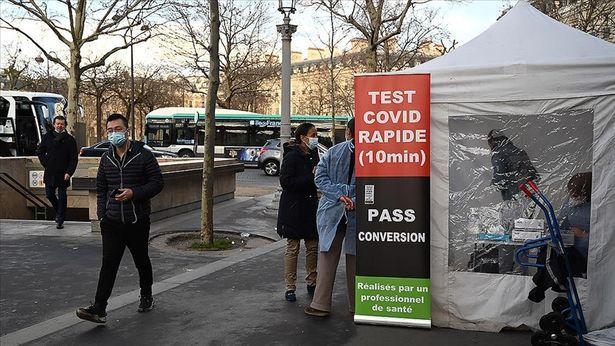 Fransa'dan COVID-19 testi kararı: Zorunluluk kaldırılıyor