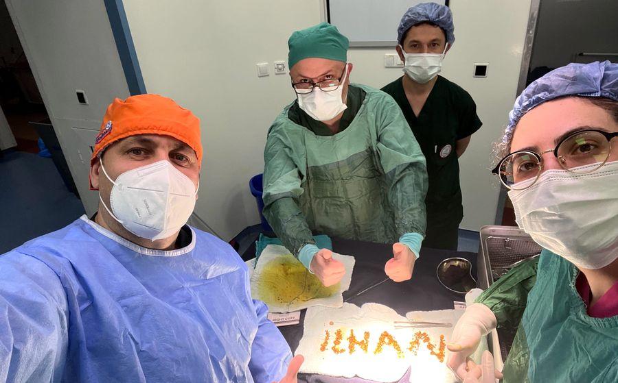 Safra kesesinden 1250 taş çıktı; doktor ismini yazdı!