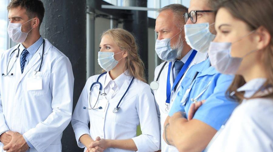 Yurt dışına gitmek isteyen doktor sayısında rekor