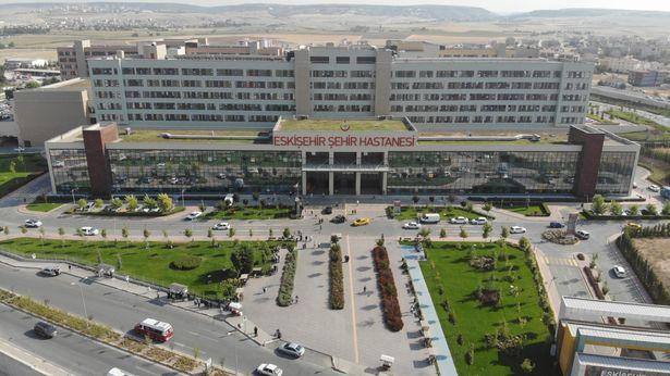Şehir hastaneleri salgınla mücadelede önemli yer tutuyor