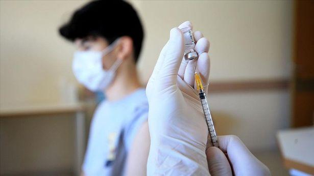 BioNTech aşısı 12-15 yaş grubunda yüzde 100 etkili