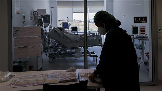 Koronavirüs salgınında son 24 saat: Türkiye'de yeni günlük vaka rekoru