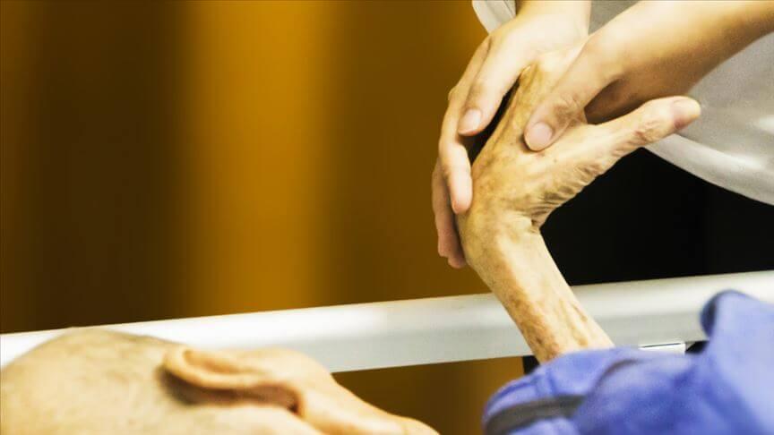 Belçika'da doktor, kadına yastıkla 'ötanazi' uyguladı