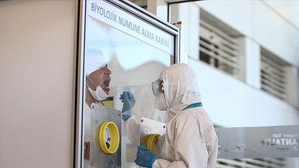 Acillere başvurular 2 kat arttı: Hastane önünde test kuyrukları sokaklara taştı!