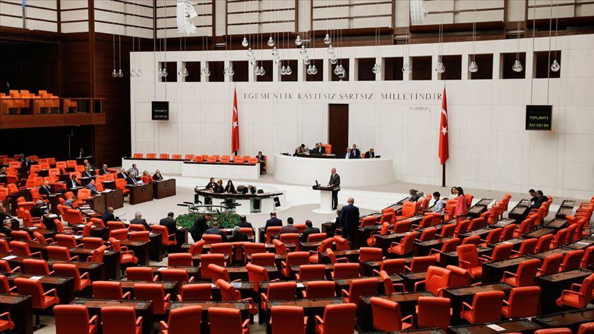 Meclis haftaya açılıyor! Gündemde öğretim üyelerinin hak kayıpları var