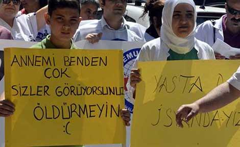 Yelda hemşirenin 11 yaşındaki oğlundan anlamlı pankart