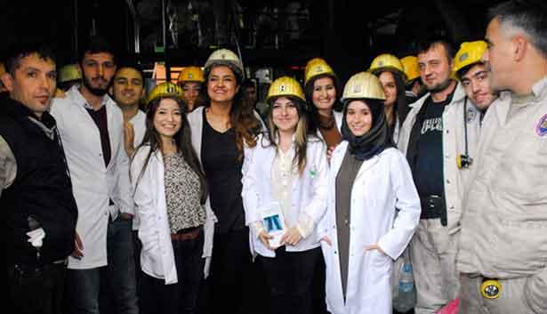 Hemşire adaylarından 'Soğuk Madene Sıcak Uğurlama'