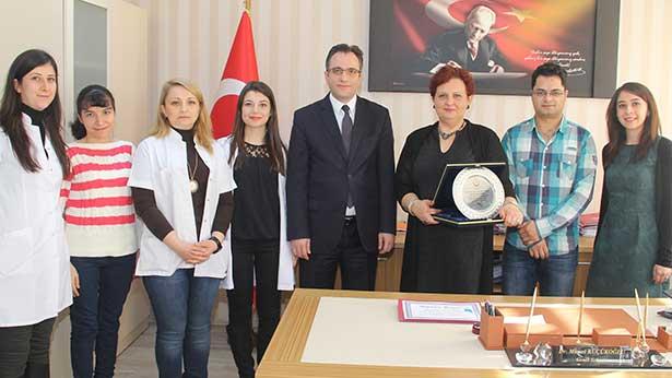 ‘Yılın Hastane Eczacısı Proje Yarışması’nda birincilik ödülü aldı
