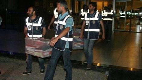 İzmir'de üniversite ve hastanedeki arama 21 saat sürdü