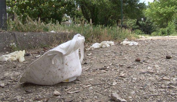 Koronavirüs: Türkiye, maske ve plastik eldiven atıklarıyla nasıl başa çıkıyor?