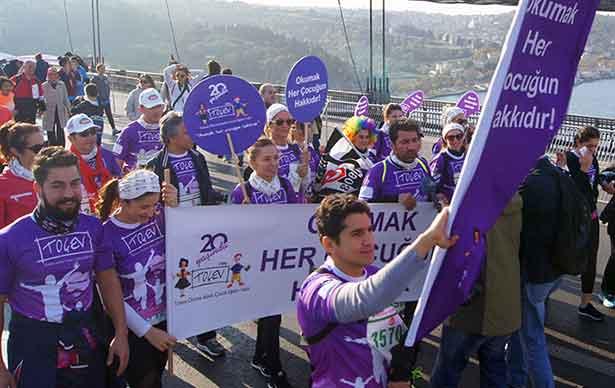 BMS çalışanları, 2015 Avrasya Maratonunda TOÇEV için koştu