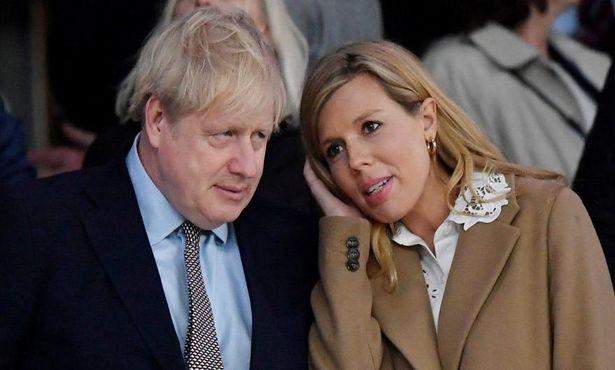Boris Johnson'ın oğluna 'hayatını kurtaran' doktorların ismi verildi